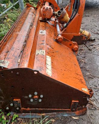 TRINCIA PER TRATTORE SICMA 2,20 MT
