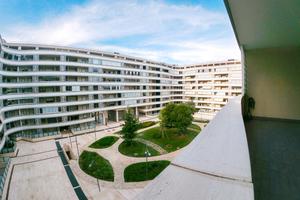 Monolocale con ampio terrazzo