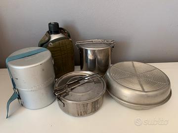 Set utensili da cucina militari