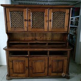 Mobile alto in legno