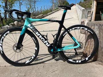 Bianchi Oltre Xr4 Tg 55 Ultegra 12v 2023