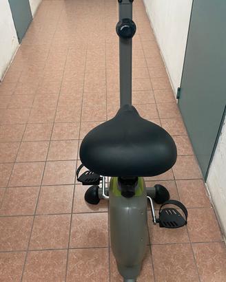 Cyclette Lineaflex “Frog” con sensori cardio