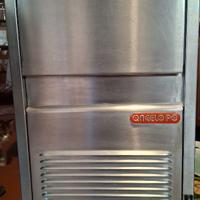 Macchina produttrice cubetti ghiaccio cavi