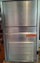 Macchina produttrice cubetti ghiaccio cavi