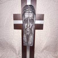 Crocifisso con volto di Gesù 