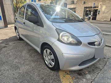 Toyota aygo 1.0 benzina 5p