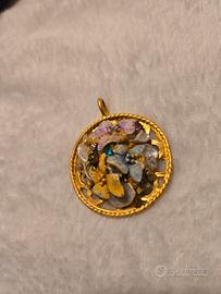 ciondolo pendente con fiori smaltati