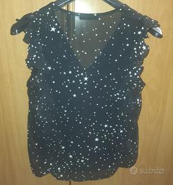 Top/Blusa con sfondo nero e stelle