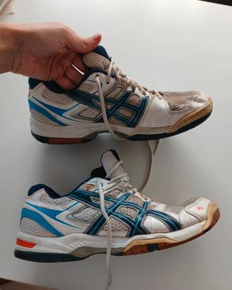 Scarpe sportive Asics bianche e blu
