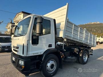 Iveco eurocargo 150e25 k con cassone ribaltabile