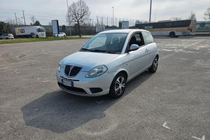 Lancia Ypsilon 1.2 69 CV Argento