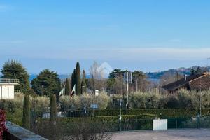 2 LOCALI A PADENGHE SUL GARDA