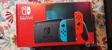 Nintendo switch completa di accessori 