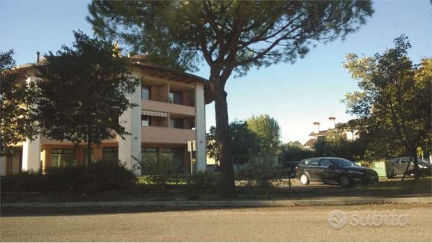 GRADO LOCALE COMMERCIALE rif. PL