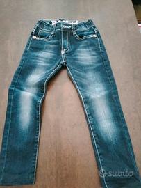 2 Jeans bimba 5 anni