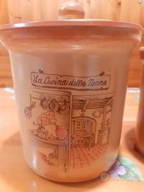 vasi terracotta  da cucina con coperchio