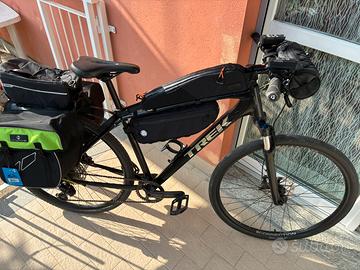 Gravel ammortizz Trek L + Accessori Borse Luci