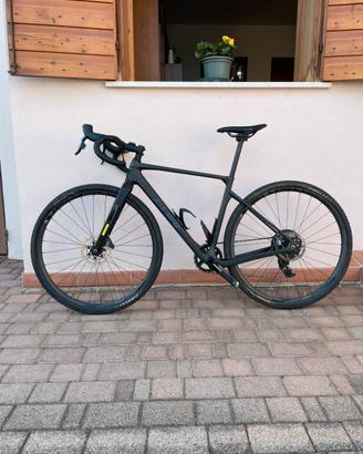 Cube gravel