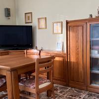 Soggiorno in legno massello