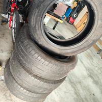 Pneumatici 195/60/16 