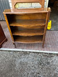 Mobili e credenza