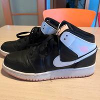 Nike Air Jordan 1 Mid GS "White Light Arctic Pink