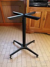 Cavalletto da officina o porta tv, con ruote
