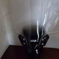 PARABREZZA  GIVI  PER  YAMAHA  X MAX 300 anno 2025