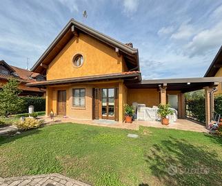 Villa Singola a Cureggio localita Cascine Enea