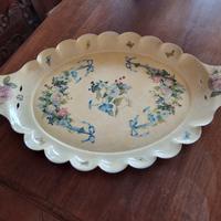 Vassoio in metallo shabby