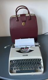 Macchina da scrivere UNDERWOOD 18