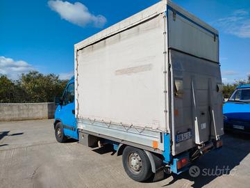 A 4900E.STUPENDO RENO MASTER 2.8JTD CON PEDANA