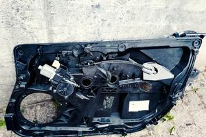 Meccanismo porta anteriore new Ford Fiesta 2010