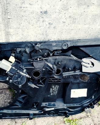 Meccanismo porta anteriore new Ford Fiesta 2010
