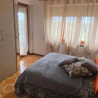 Ostia bilocale via Casana vista pineta