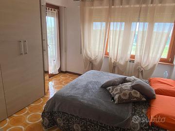 Ostia bilocale via Casana vista pineta