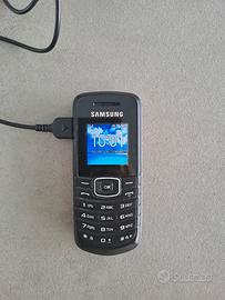Cellulare Samsung GT E 1080i  con caricabatterie