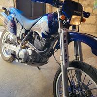 Yamaha ttr 600