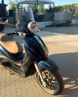 Piaggio beverly 300