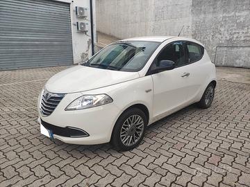 Lancia Ypsilon 1.3 MJT Motore KM 0