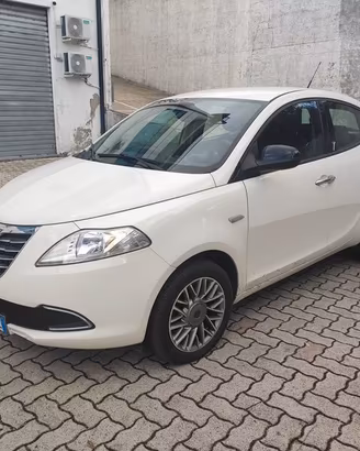 Lancia Ypsilon 1.3 MJT Motore KM 0