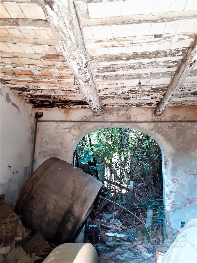 Casale Storico con 2,7 Ettari di terreno - Altro