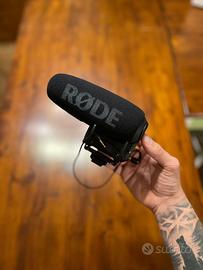 Rode VideoMic Pro+ – Microfono videocamera top