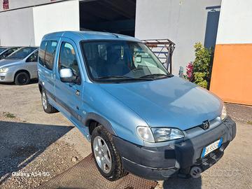 peuget rench 5 posti 