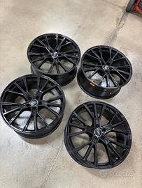 Cerchi Audi Q8 21 pollici