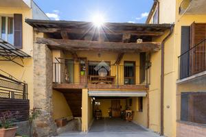 3 LOCALI A LUSERNA SAN GIOVANNI