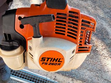 decespugliatore stihl fs260
