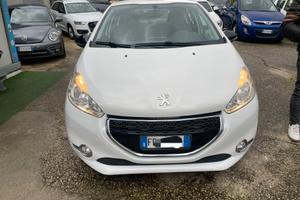 Peugeot 208 BlueHDi 100 S&S 5 porte Allure