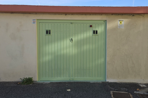 Box auto albisola capo via sisto iv 25m2 400m mare