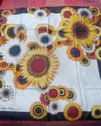 Salvatore Ferragamo Foulard seta edizione Fiorio

